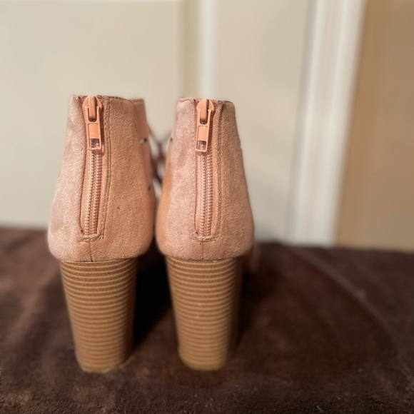 Soda - Blush Booties - Picture 4 of 6